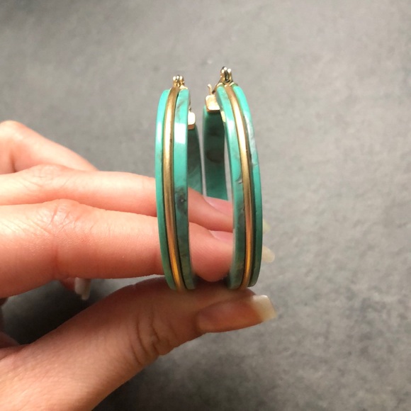 Area hoop earrings - Picture 5 of 5